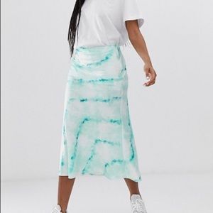 Satin Maxi-Skirt